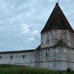 Угловая башня Покровского монастыря